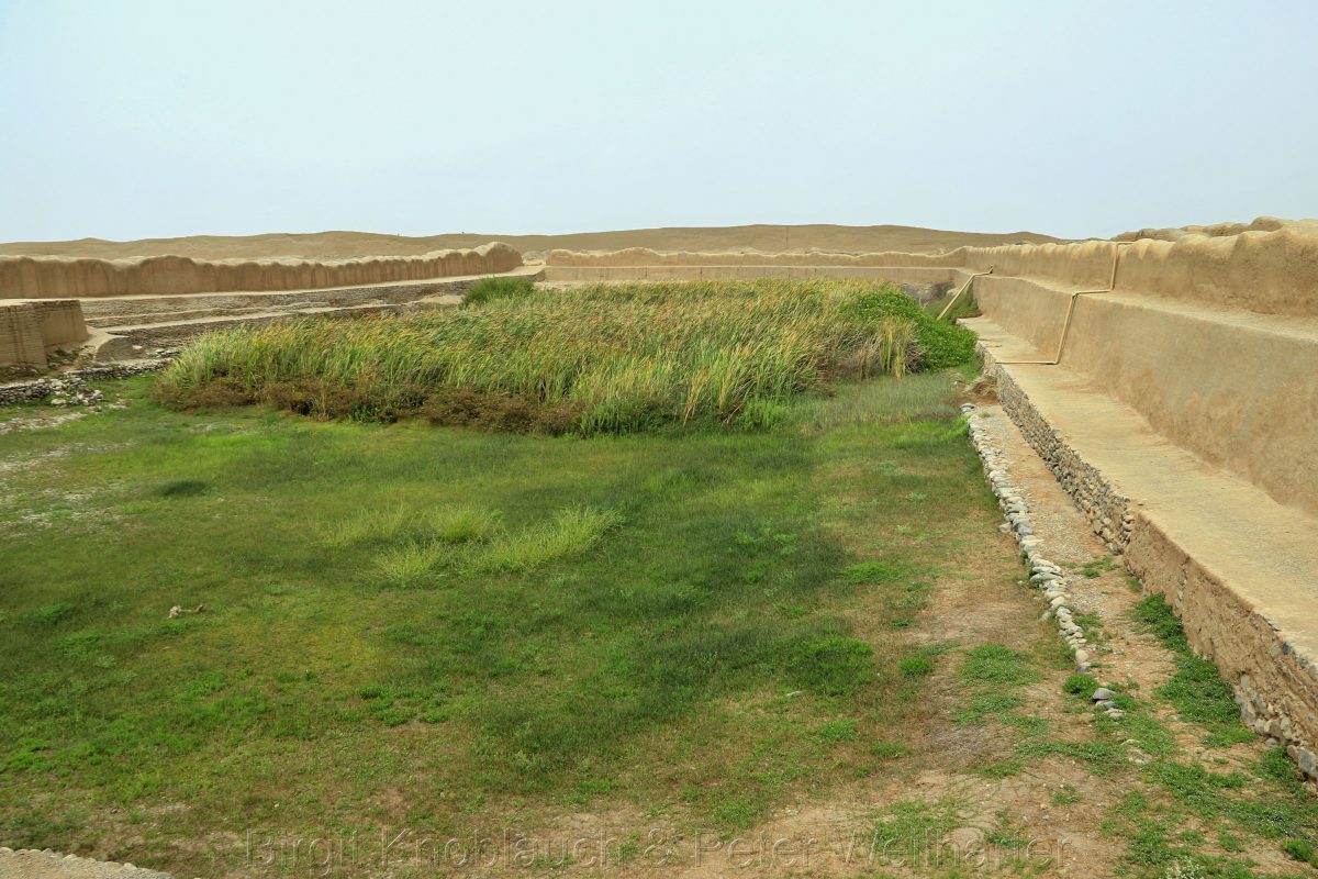 Chan Chan die zerfallene Hauptstadt des ChimúReiches Kolumbien und